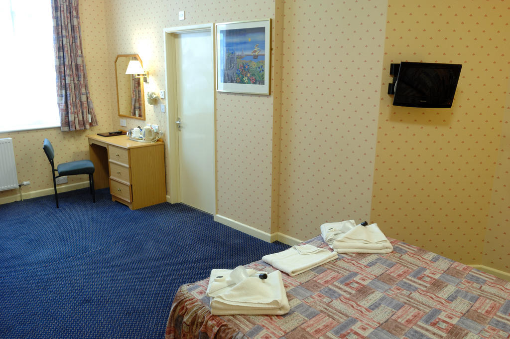 Madeira Hotel Falmouth Phòng bức ảnh